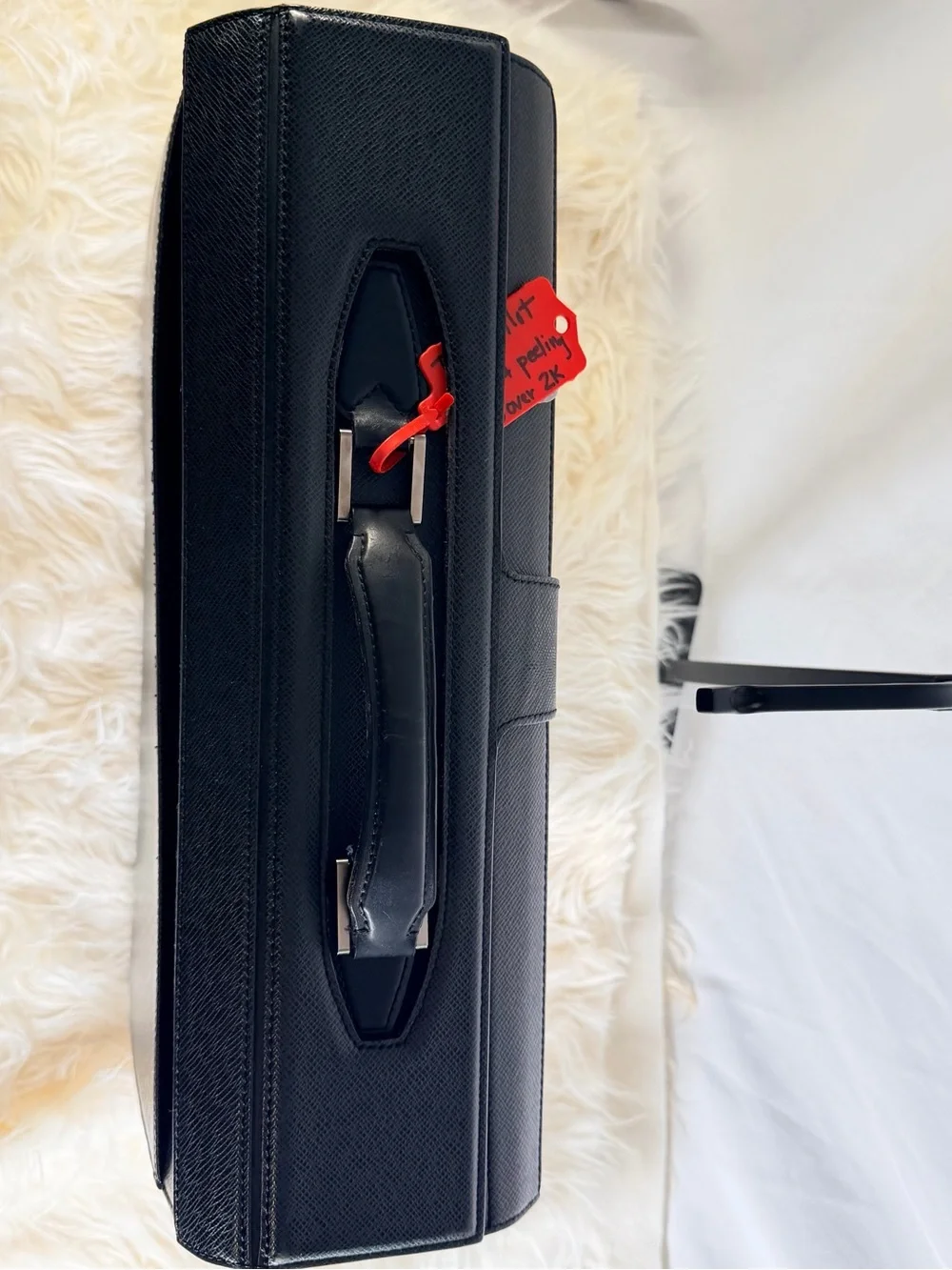 Louis Vuitton Taiga President Classeur Briefcase Black